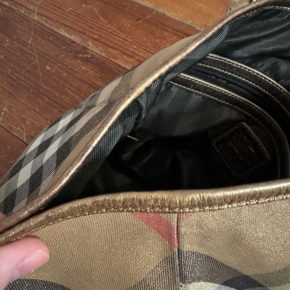 Burberry Shimmer Gold Canvas Leather Byron Nova Check Small Shoulder Tote Bag - Picture 15 of 15